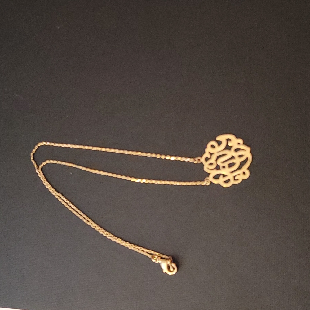 LOVE gold necklace